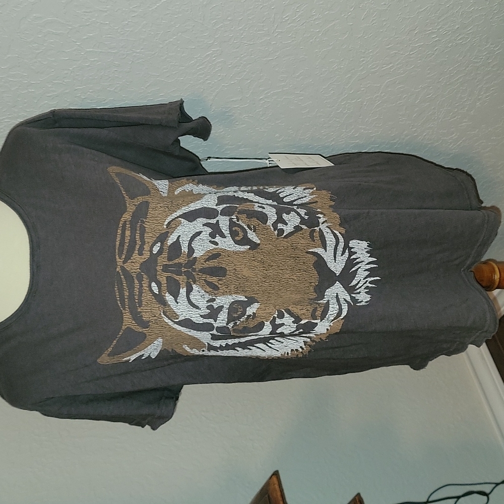 MUMU Tee